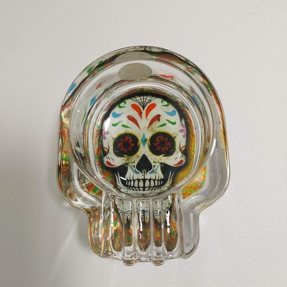 Skull Ashtray Glow‎ in the Dark  Day of the Dead Sugar Skull Heavy Glass